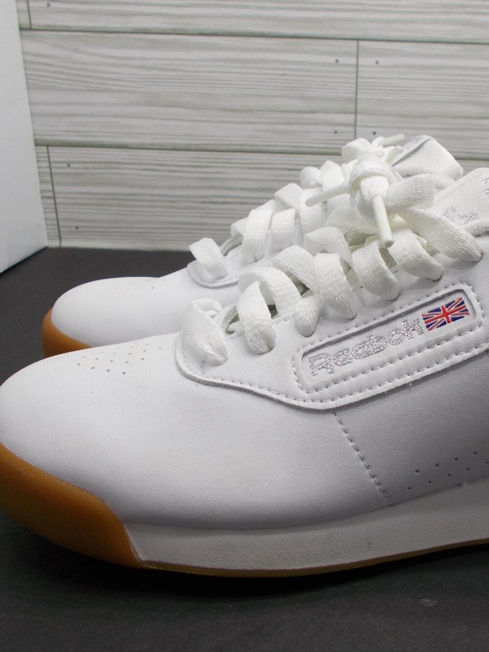 Reebok Princess Classic Women's 5.5 White Leather Shoes - NEW